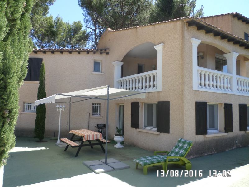 photo 3 Owner direct vacation rental Avignon appartement Provence-Alpes-Cte d'Azur Vaucluse Terrace