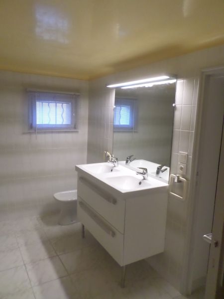 photo 11 Owner direct vacation rental Avignon appartement Provence-Alpes-Cte d'Azur Vaucluse Washing facilities