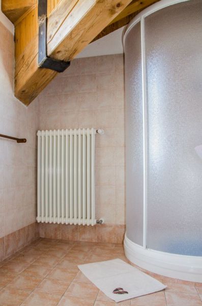 photo 10 Owner direct vacation rental Bionaz appartement Aosta Valley Aosta Province bathroom