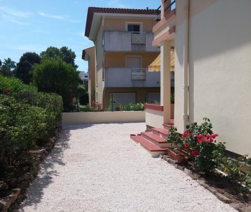 photo 17 Owner direct vacation rental Frjus appartement Provence-Alpes-Cte d'Azur Var Courtyard