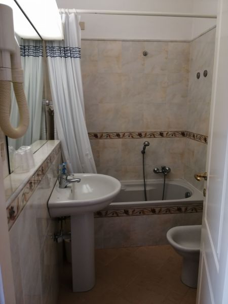 photo 4 Owner direct vacation rental Diano Marina appartement Liguria Imperia Province bathroom