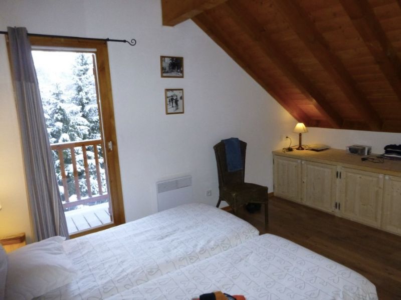 photo 13 Owner direct vacation rental Oz en Oisans chalet Rhone-Alps Isre bedroom 1