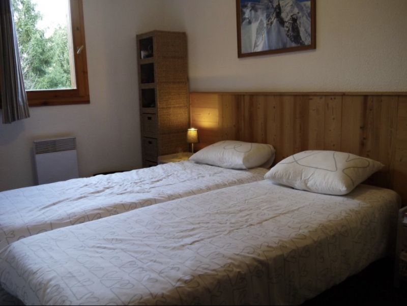 photo 16 Owner direct vacation rental Oz en Oisans chalet Rhone-Alps Isre bedroom 3