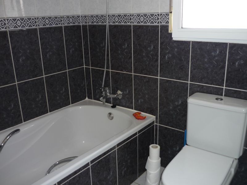 photo 22 Owner direct vacation rental Denia villa Valencian Community Alicante (province of) bathroom 1