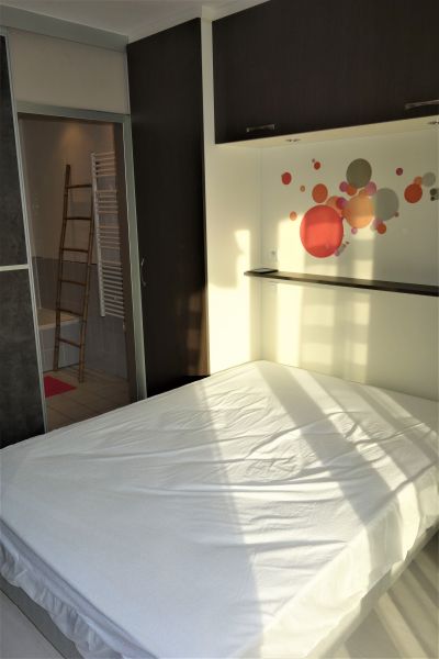 photo 14 Owner direct vacation rental Juan les Pins appartement Provence-Alpes-Cte d'Azur Alpes-Maritimes bedroom 1