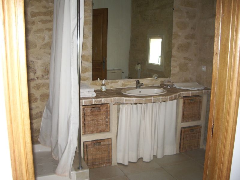 photo 19 Owner direct vacation rental Uzs maison Languedoc-Roussillon Gard Washing facilities