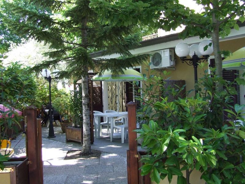 photo 6 Owner direct vacation rental Bellaria Igea Marina appartement Emilia-Romagna Rimini Province Garden
