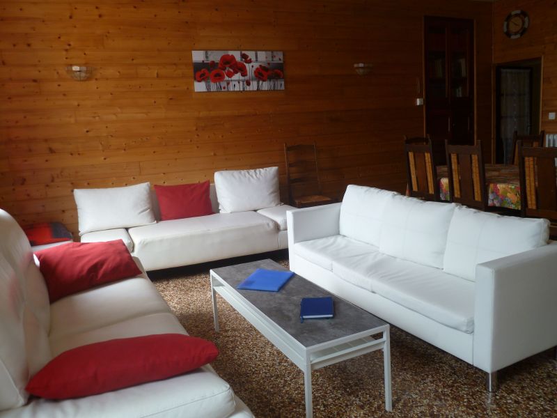 photo 0 Owner direct vacation rental Dinan gite Brittany Ctes d'Armor Living room