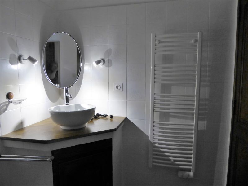 photo 27 Owner direct vacation rental Sarlat villa Aquitaine Dordogne Washing facilities 1