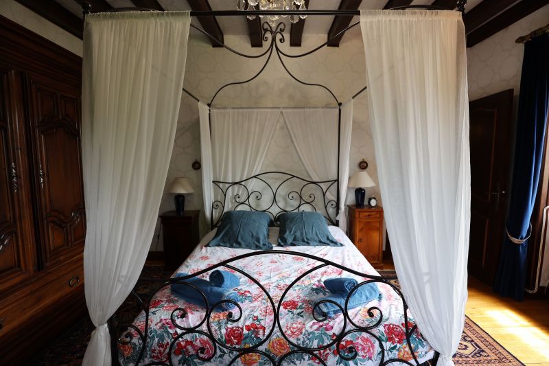 photo 15 Owner direct vacation rental Sarlat villa Aquitaine Dordogne bedroom 1