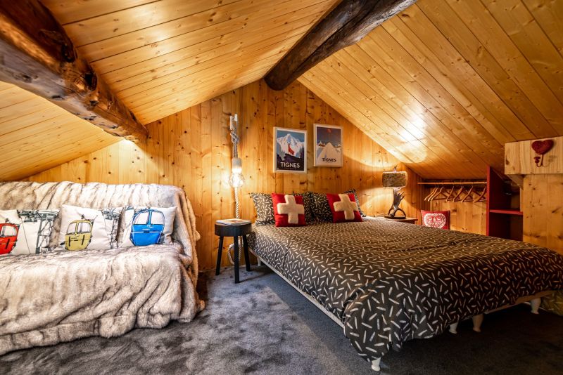 photo 16 Owner direct vacation rental Tignes chalet Rhone-Alps Savoie bedroom 3