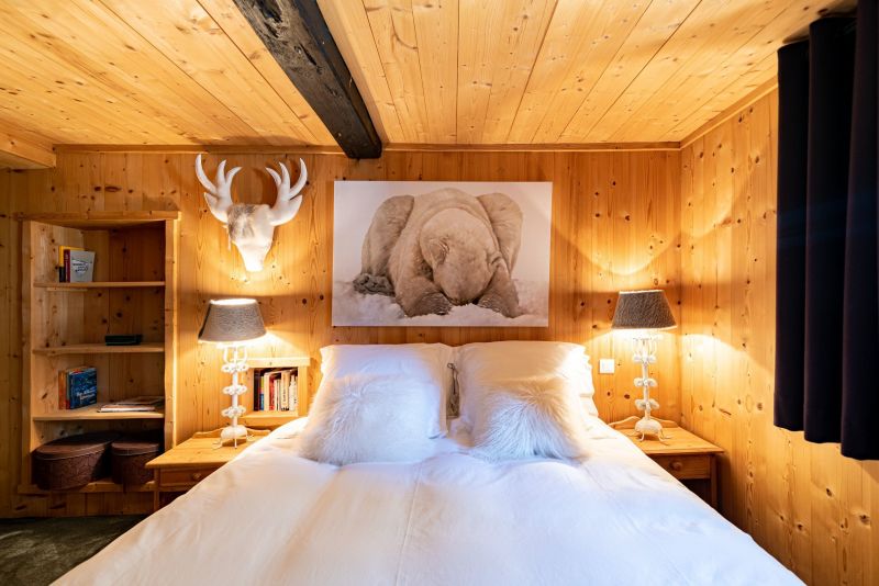 photo 7 Owner direct vacation rental Tignes chalet Rhone-Alps Savoie bedroom 1