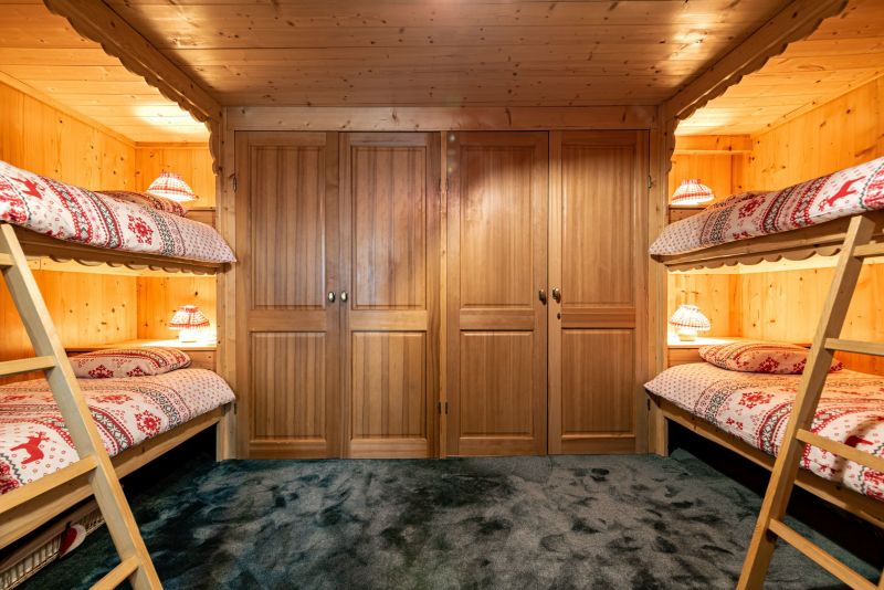 photo 18 Owner direct vacation rental Tignes chalet Rhone-Alps Savoie bedroom 4