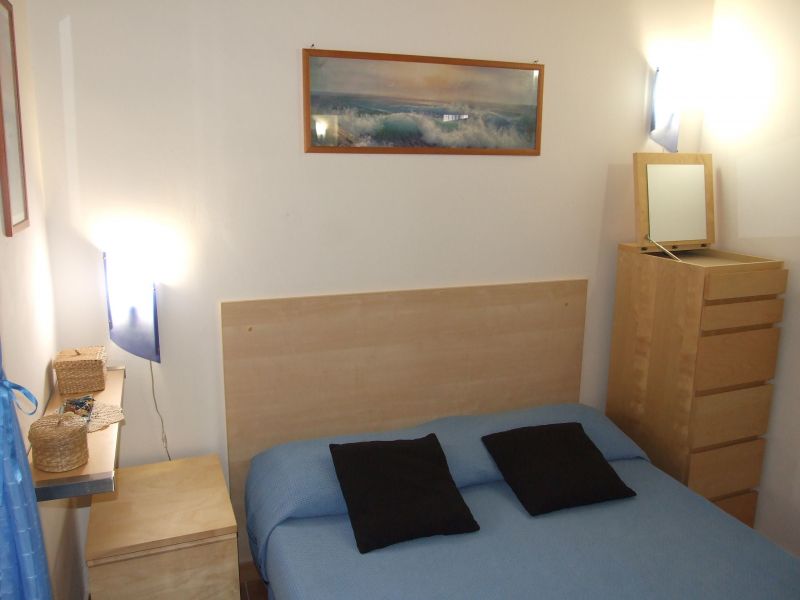 photo 10 Owner direct vacation rental Vintimille appartement Liguria Imperia Province bedroom
