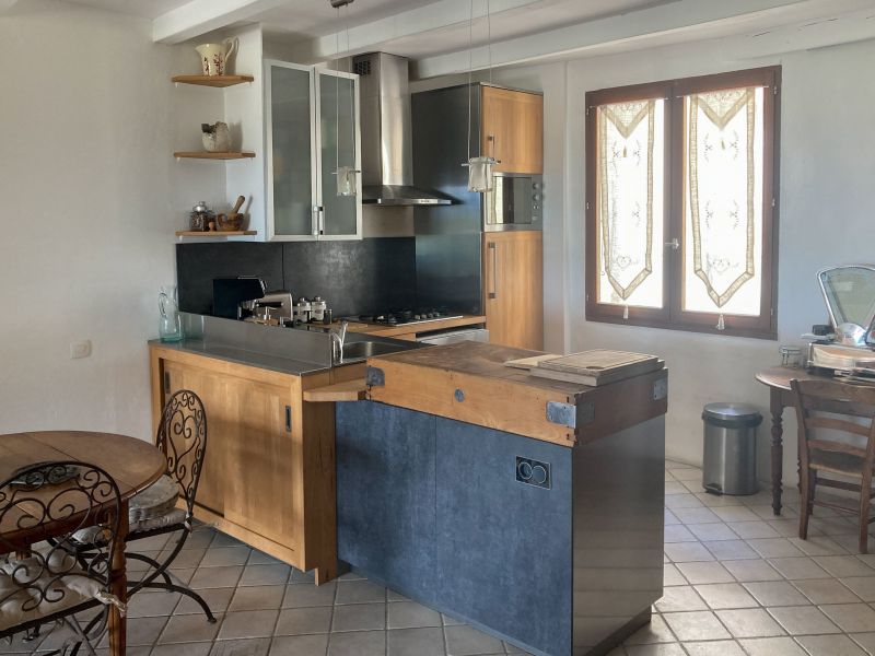 photo 3 Owner direct vacation rental Groux Les Bains maison Provence-Alpes-Cte d'Azur Alpes de Haute-Provence Open-plan kitchen
