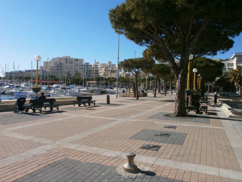 photo 12 Owner direct vacation rental Carnon Plage appartement Languedoc-Roussillon Hrault Outside view