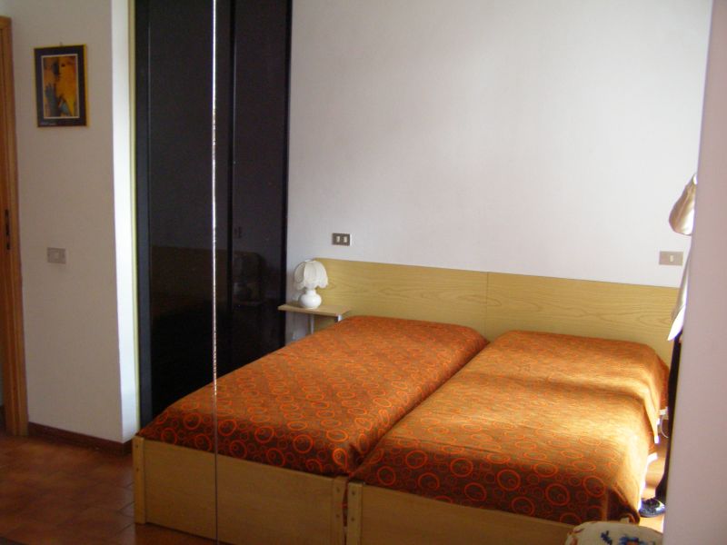 photo 12 Owner direct vacation rental San Vincenzo appartement Tuscany Livorno Province bedroom 2