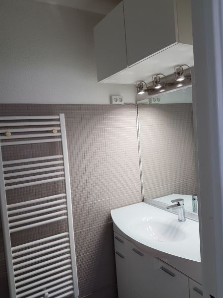 photo 6 Owner direct vacation rental Saint Cyprien Plage appartement Languedoc-Roussillon Pyrnes-Orientales bathroom