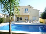 L'Escala swimming pool holiday rentals: villa no. 121052