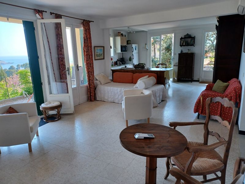 photo 0 Owner direct vacation rental Giens maison Provence-Alpes-Cte d'Azur Var Sitting room