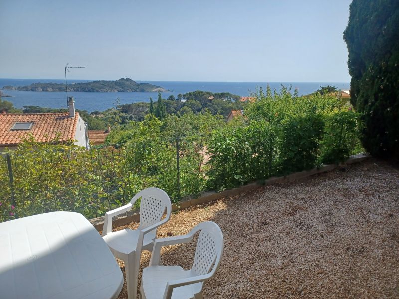 photo 1 Owner direct vacation rental Giens maison Provence-Alpes-Cte d'Azur Var Terrace