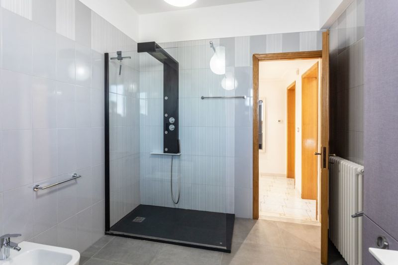 photo 14 Owner direct vacation rental Ugento - Torre San Giovanni appartement   bathroom 2