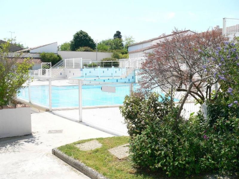 photo 3 Owner direct vacation rental Saint Martin de R appartement Poitou-Charentes Charente-Maritime Swimming pool