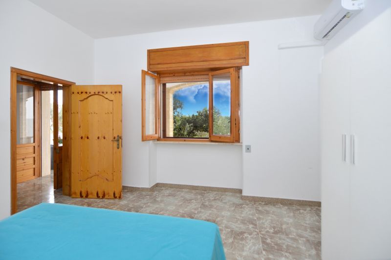 photo 2 Owner direct vacation rental Marina di Mancaversa appartement   bedroom 1