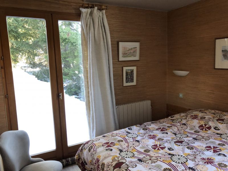 photo 7 Owner direct vacation rental Courchevel chalet Rhone-Alps Savoie bedroom 1