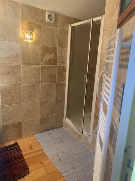 photo 15 Owner direct vacation rental Saint Cyprien gite Languedoc-Roussillon Pyrnes-Orientales Washing facilities 2