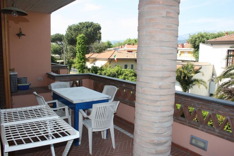 photo 5 Owner direct vacation rental Marina di Massa appartement Tuscany Massa-Carrara Province View from the balcony