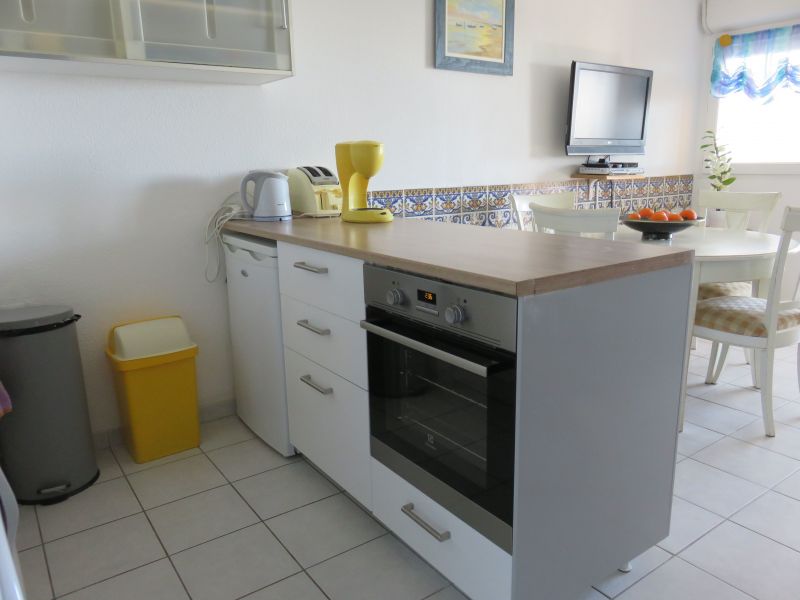 photo 12 Owner direct vacation rental Saint Cyprien Plage appartement Languedoc-Roussillon Pyrnes-Orientales Open-plan kitchen