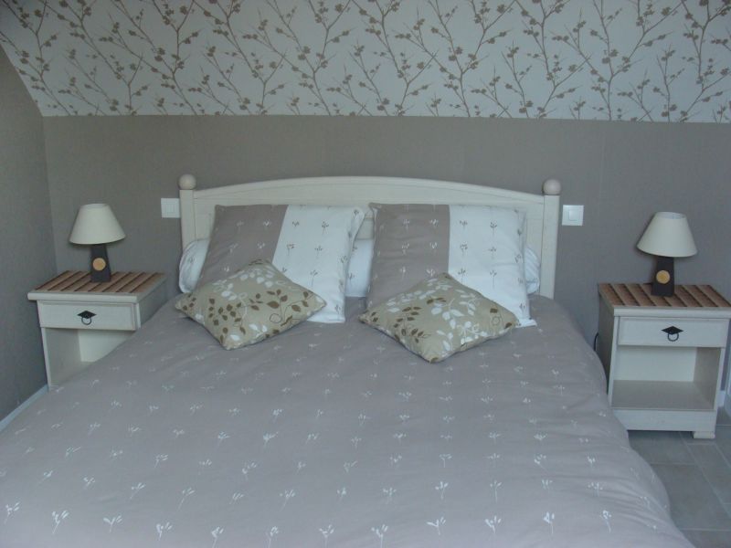 photo 6 Owner direct vacation rental Arromanches gite Basse-Normandie Calvados bedroom 1