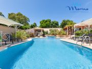 swimming pool holiday rentals: maison no. 91609