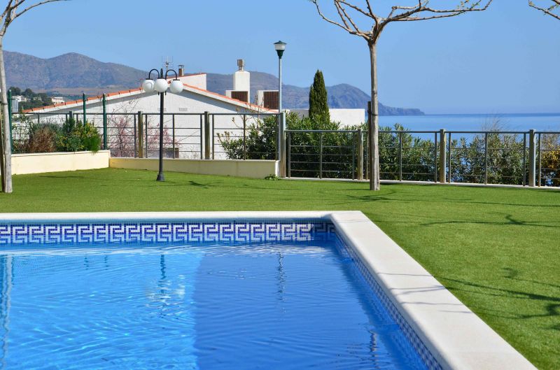 photo 3 Owner direct vacation rental Llana appartement Catalonia Girona (province of) Swimming pool