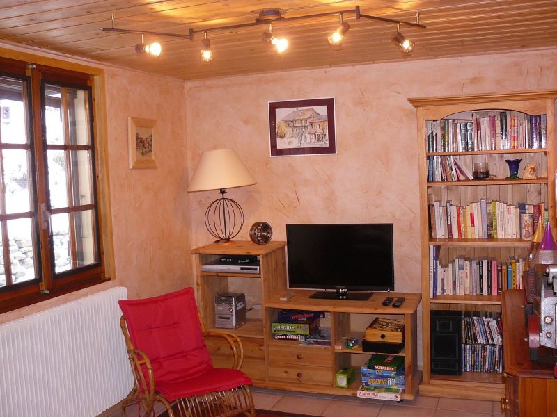 photo 15 Owner direct vacation rental Evian les Bains appartement Rhone-Alps Haute-Savoie Sitting room