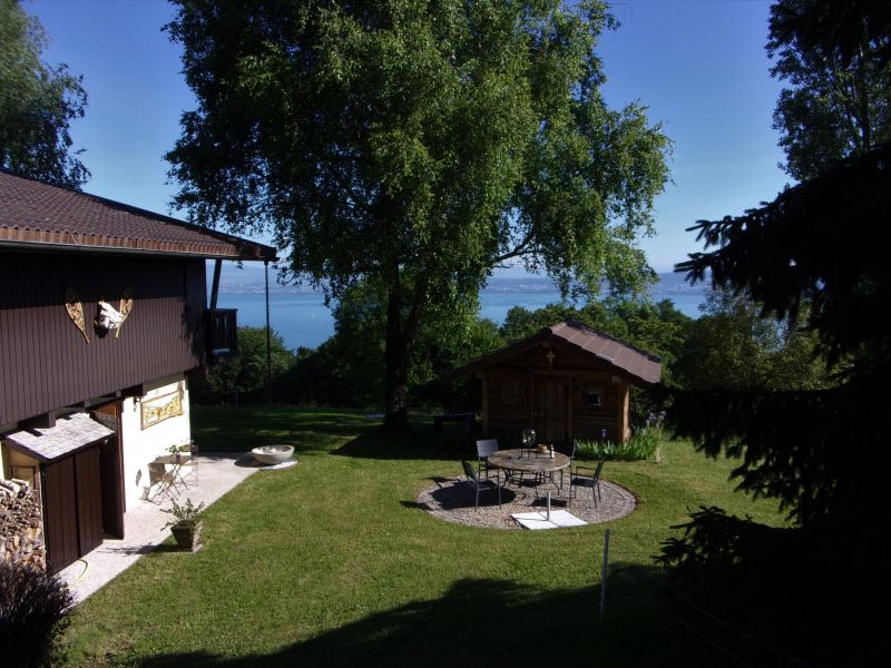 photo 2 Owner direct vacation rental Evian les Bains appartement Rhone-Alps Haute-Savoie Outside view