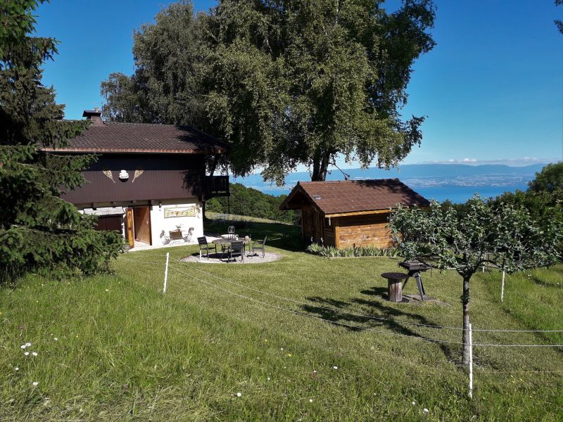 photo 6 Owner direct vacation rental Evian les Bains appartement Rhone-Alps Haute-Savoie Outside view