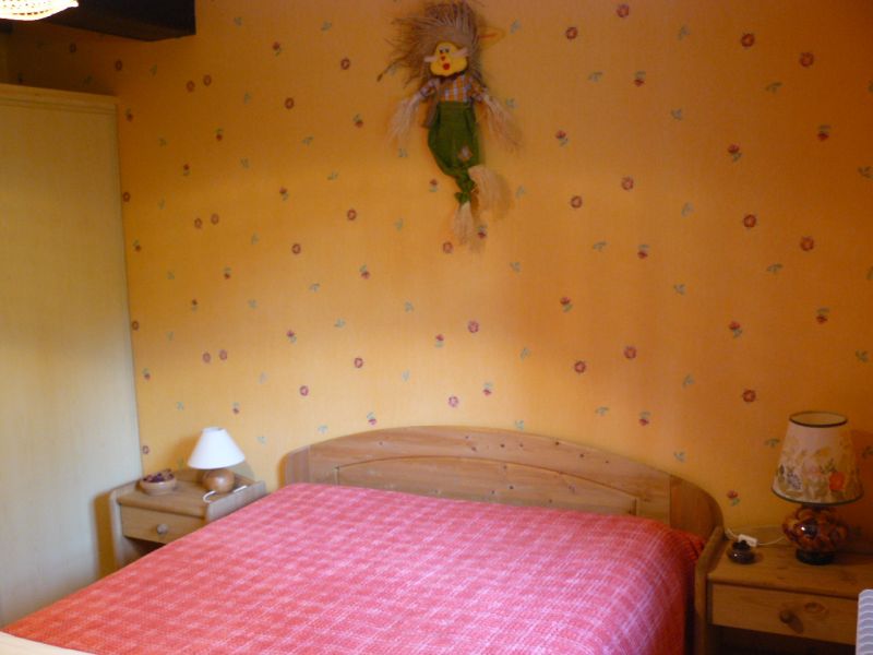 photo 9 Owner direct vacation rental Evian les Bains appartement Rhone-Alps Haute-Savoie bedroom