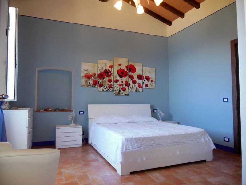 photo 5 Owner direct vacation rental Rio Marina maison Tuscany Elba Island bedroom 1