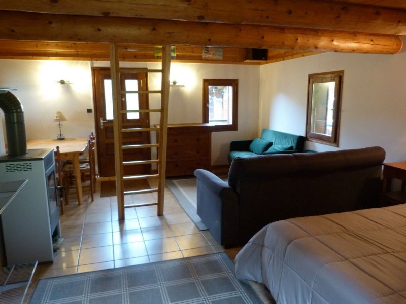 photo 6 Owner direct vacation rental Chtel chalet Rhone-Alps Haute-Savoie Extra sleeping accommodation