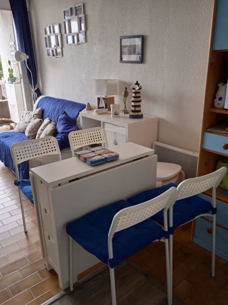 photo 5 Owner direct vacation rental Le Grau du Roi appartement Languedoc-Roussillon Gard Kitchenette