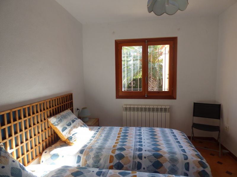 photo 9 Owner direct vacation rental L'Ametlla de Mar villa Catalonia Tarragona (province of) bedroom 2