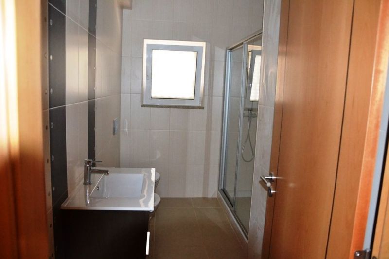 photo 13 Owner direct vacation rental Portimo villa Algarve  bathroom 2