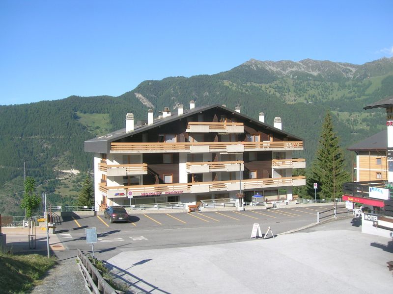 photo 13 Owner direct vacation rental La Tzoumaz appartement Valais  Outside view