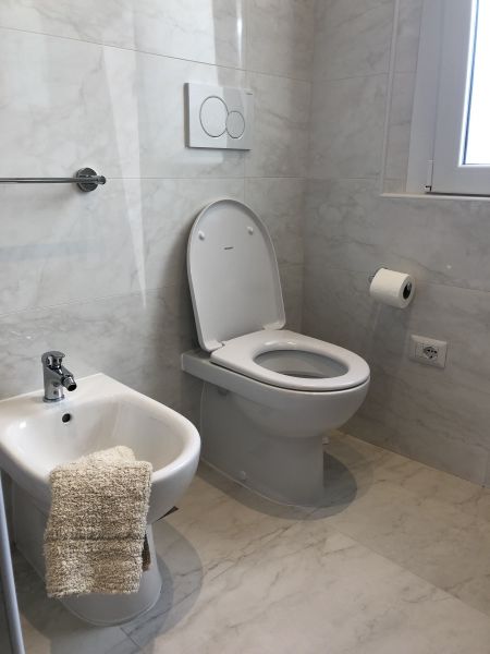 photo 4 Owner direct vacation rental Bellaria Igea Marina appartement Emilia-Romagna Rimini Province bathroom