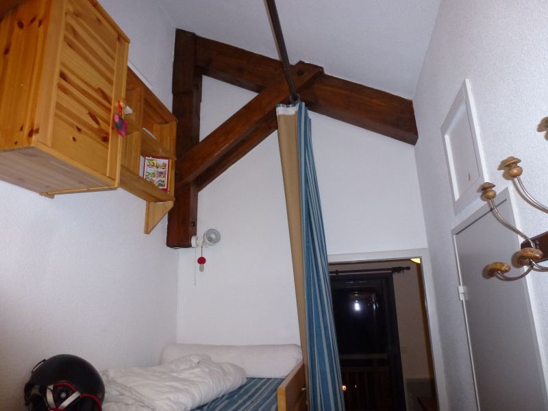 photo 11 Owner direct vacation rental Alpe d'Huez appartement Rhone-Alps Isre Extra sleeping accommodation