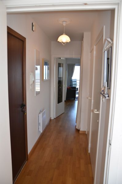 photo 10 Owner direct vacation rental Bray-Dunes appartement Nord-Pas de Calais  Corridor