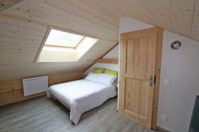 photo 4 Owner direct vacation rental Annecy gite Rhone-Alps Haute-Savoie bedroom 3