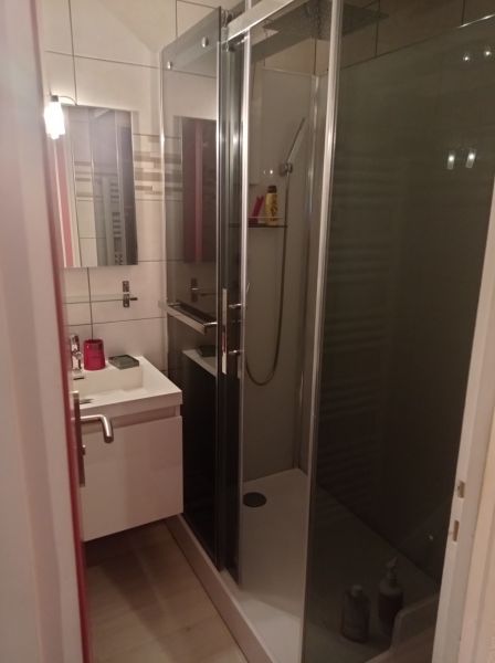 photo 18 Owner direct vacation rental Aussois appartement Rhone-Alps Savoie bathroom